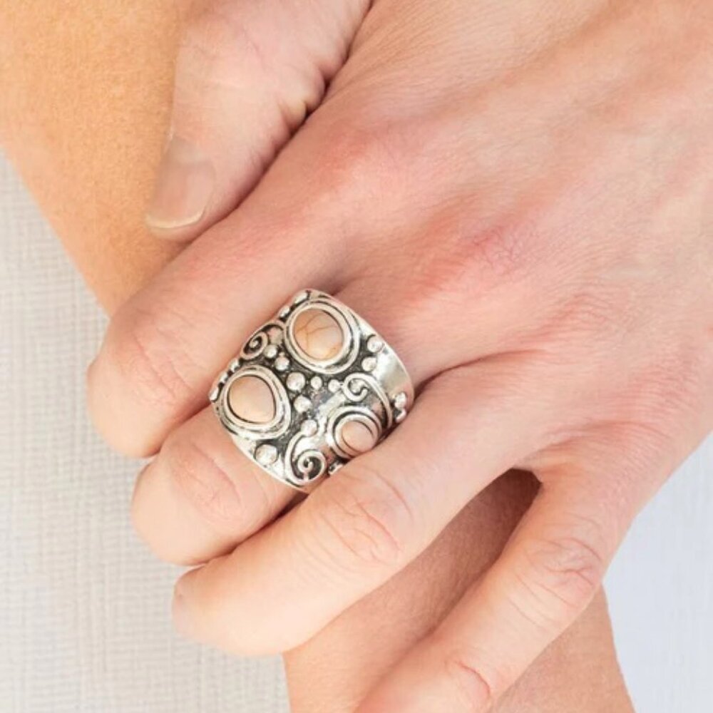 Paparazzi Jewelry Accessories - Modern Mountain Ranger - Brown Ring - Vintage - Picture 3 of 4